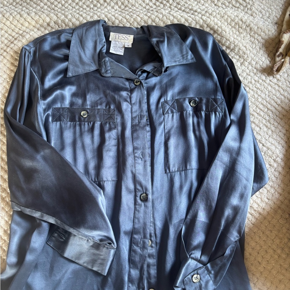 Woman’s Gray Satin Jacket